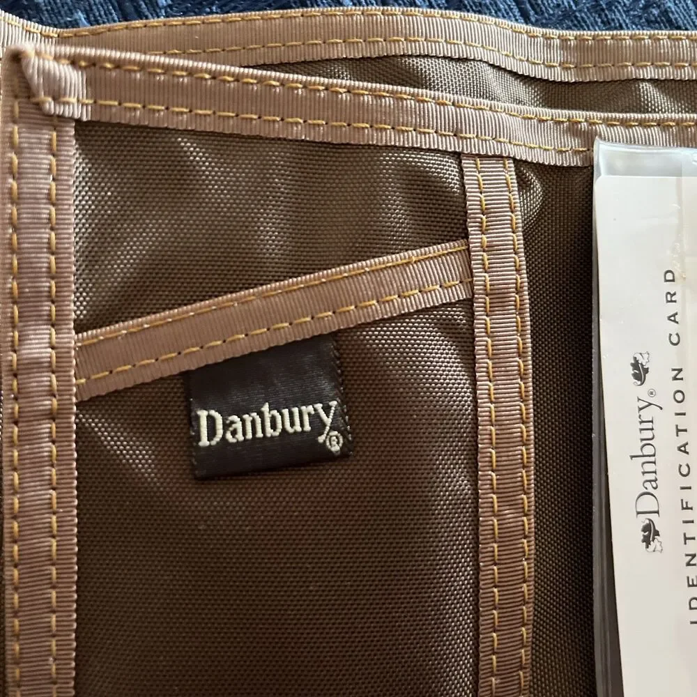 Vintage 1980s Nylon Duck  Tri-Fold Wallet Checkbook Danbury Made In USA New